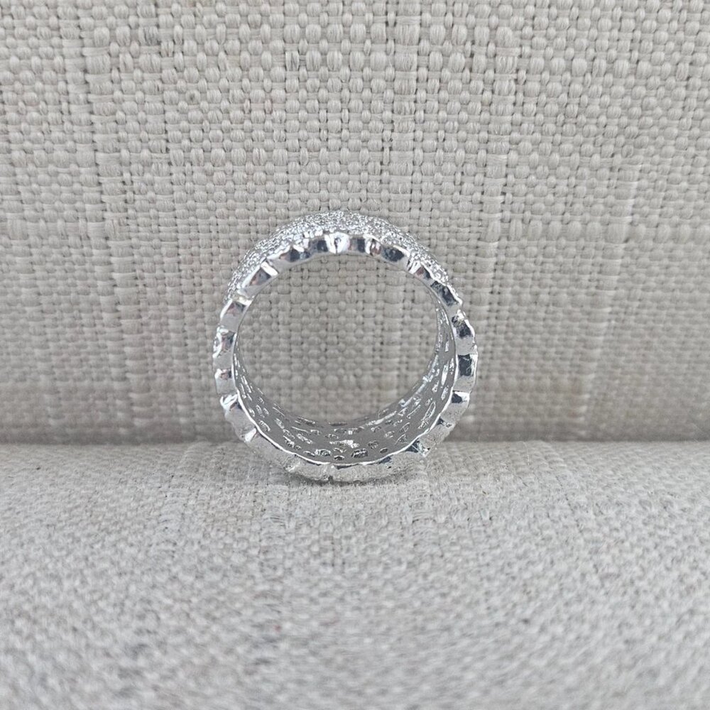Fashion Ring Band Silver Tone Wide Finger Band Fashion Jewelry Size 6.5 New - Picture 4 of 11